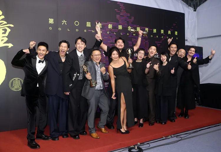 《聽海湧》在第60屆金鐘獎勇奪5項獎座。看不見電影工作室提供