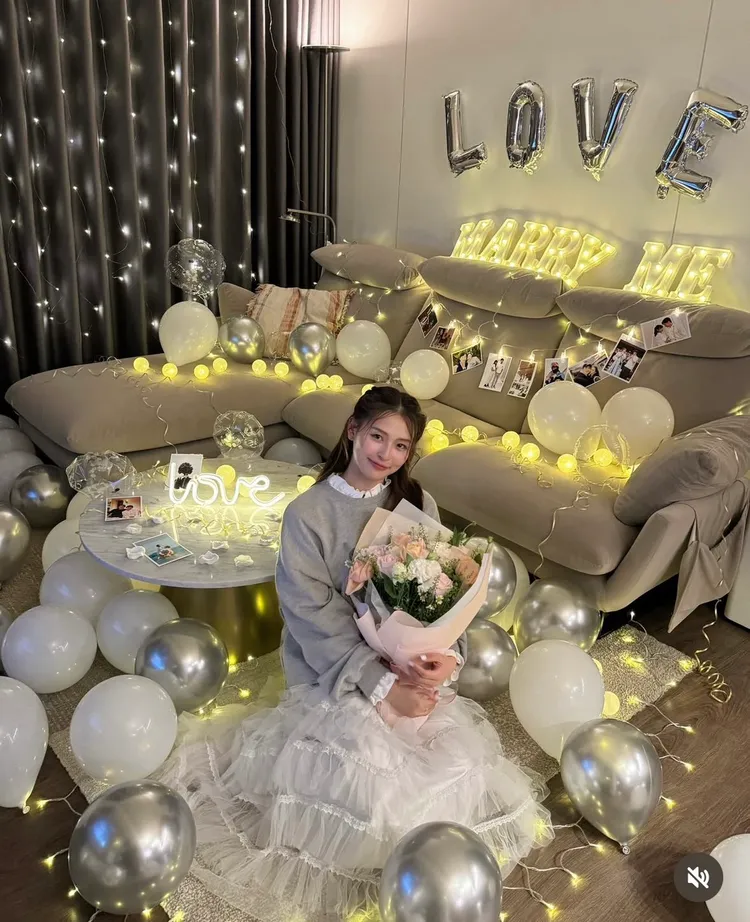 吳季璇答應男友的求婚了。翻攝自吳季璇IG