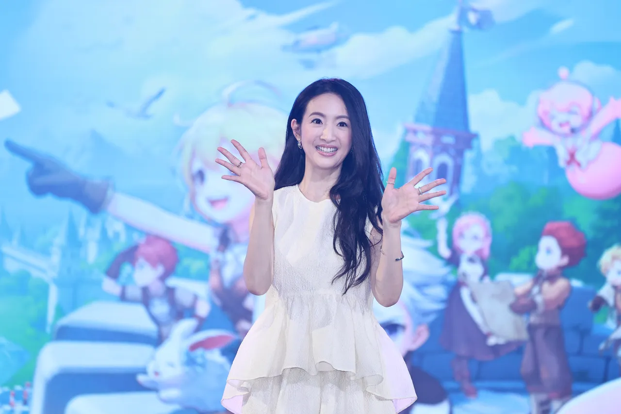 林依晨為女兒特別製作了「倒數月曆」。攝影中心攝