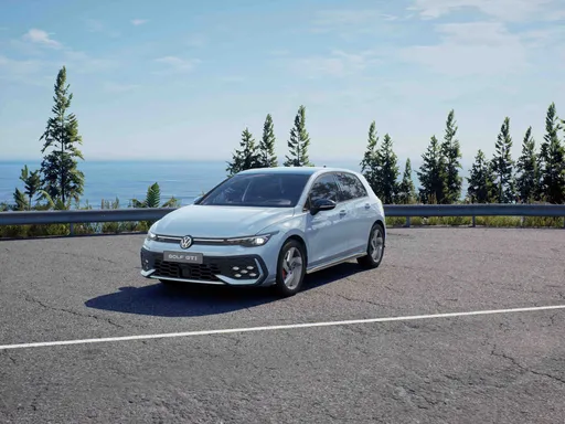 Volkswagen Golf GTI冰影純粹版登台　承襲半世紀經典、熱血鋼砲再進化