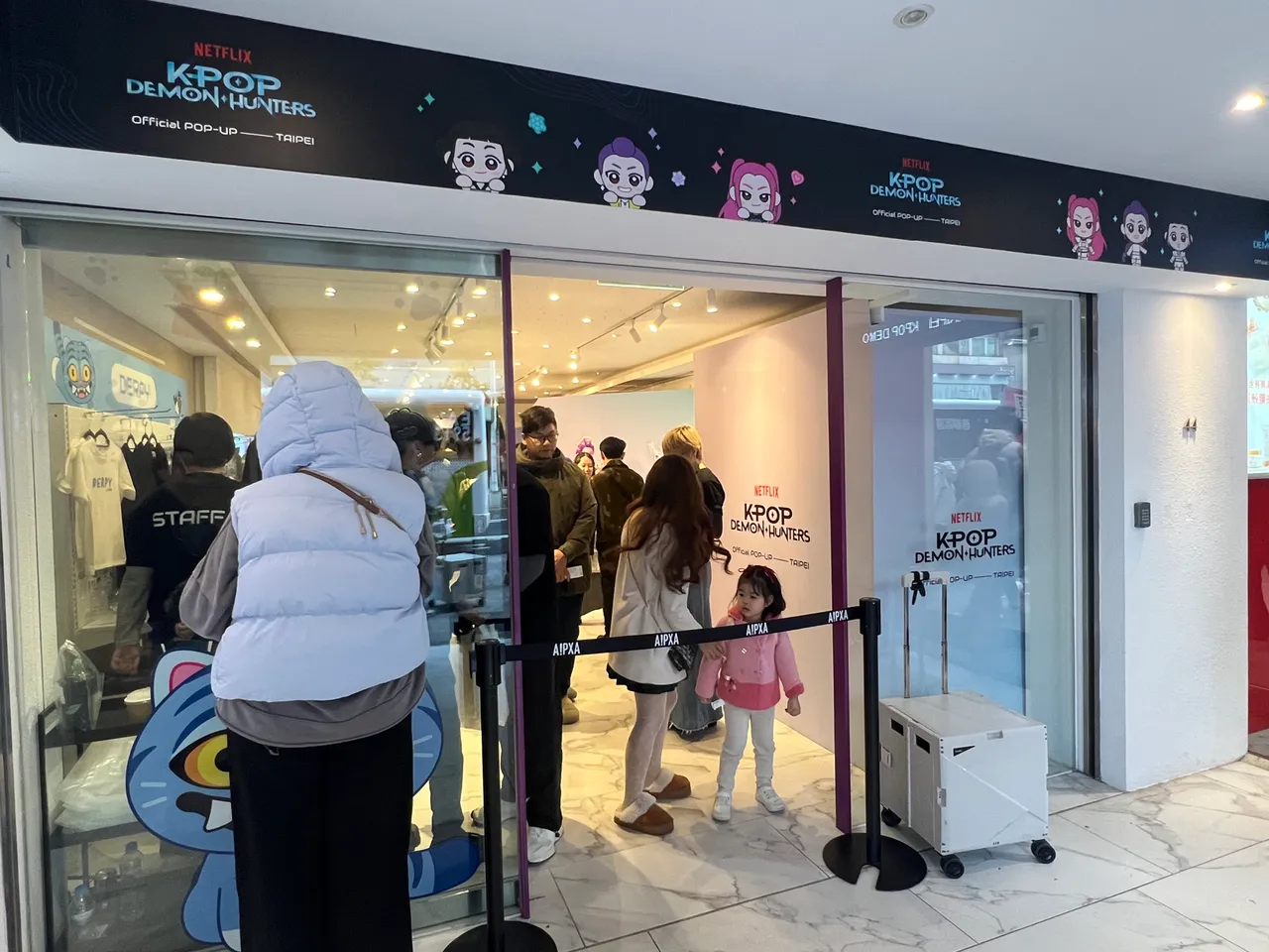 《Kpop 猎魔女团》台北快闪店坐落在中山区。陈薇安摄