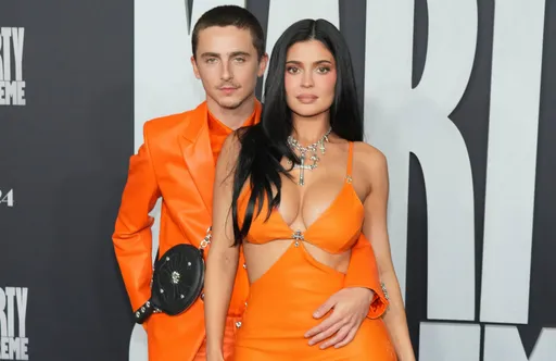 甜茶好事將近？爆同居凱莉珍娜1年　「狀態跟已婚沒兩樣」