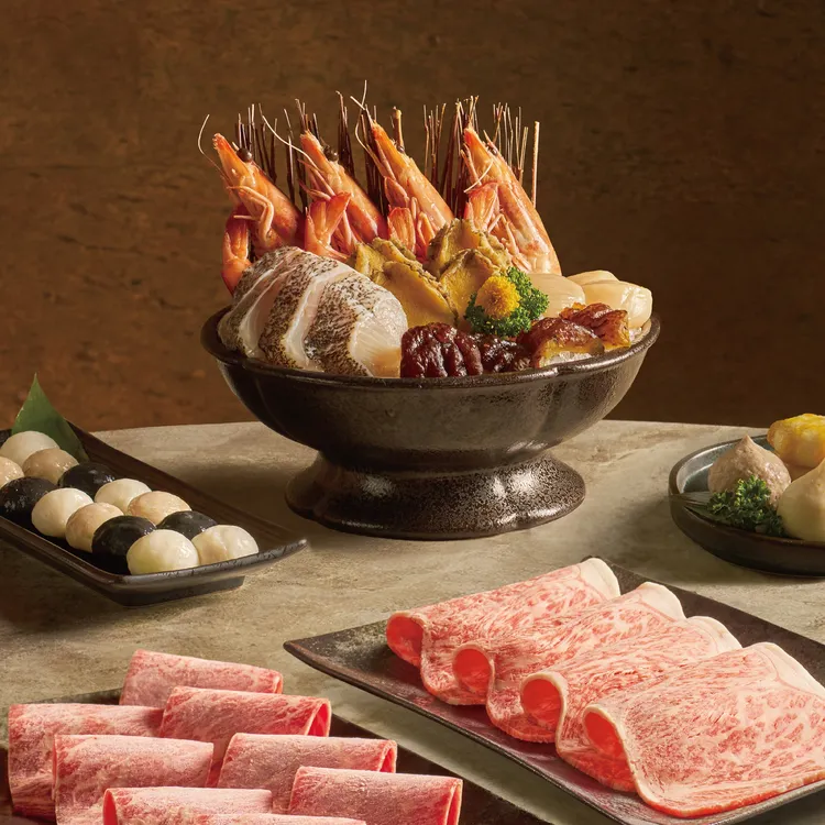 門市限定年菜_特饌海陸組。業者提供