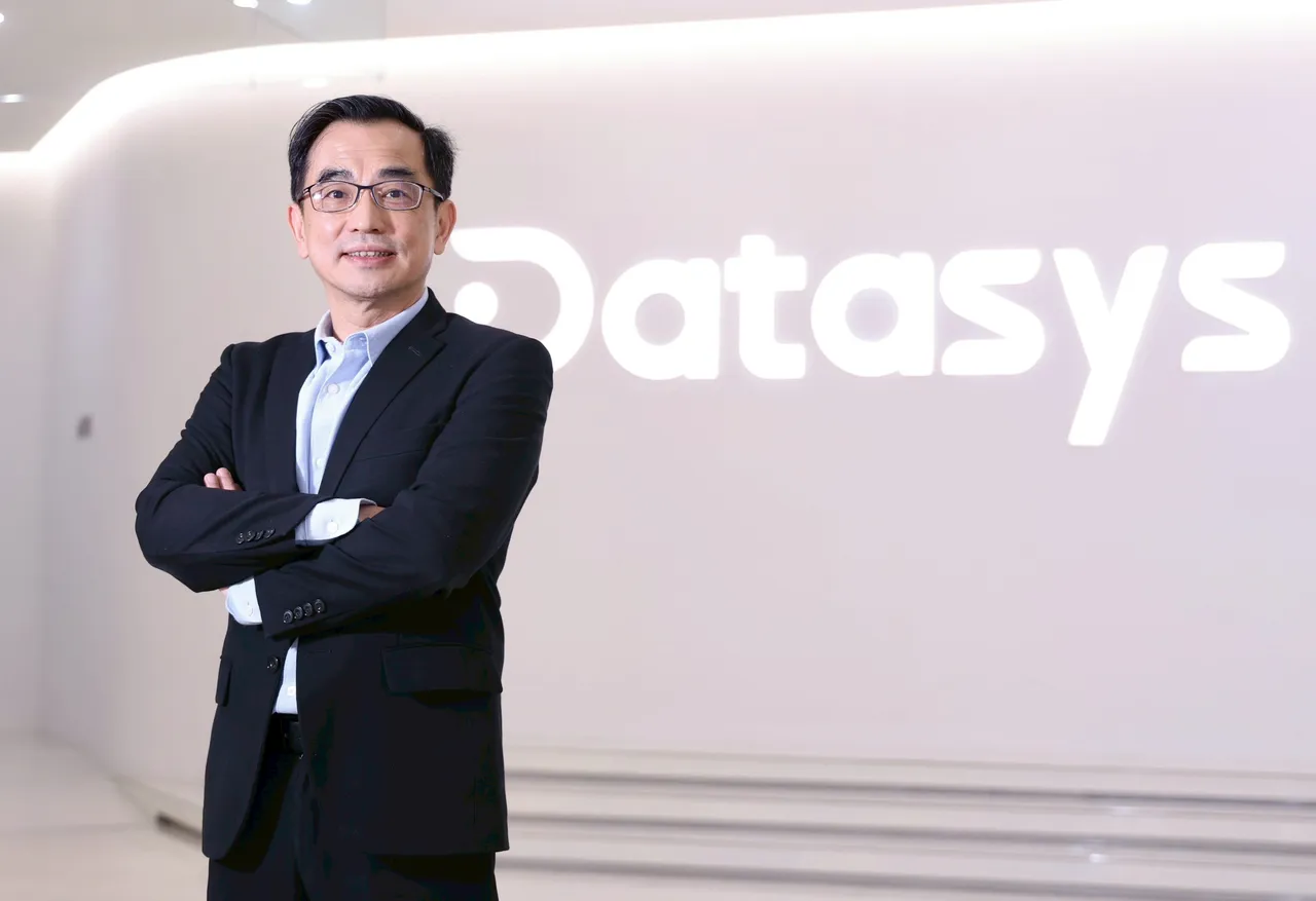 陳劉杰強調，AI不只是加速器，若與AI建立共同目標(Co-Goal)關係，AI可補足人力不足與能力不夠的缺口， 也就是用AI翻轉工作效率。莊宗達攝