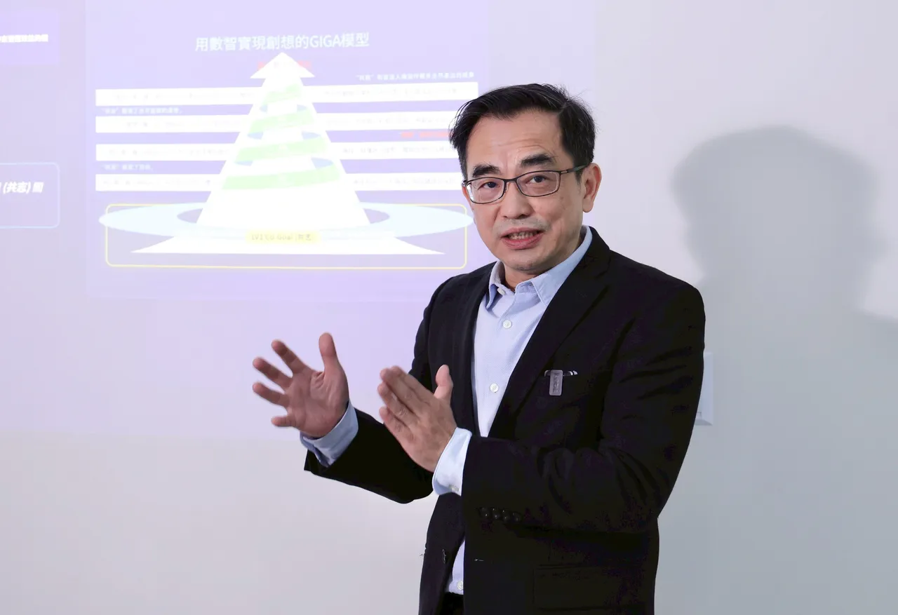 陳劉杰強調「AI不會取代人」， 但不會用AI的人可能就會失業。莊宗達攝