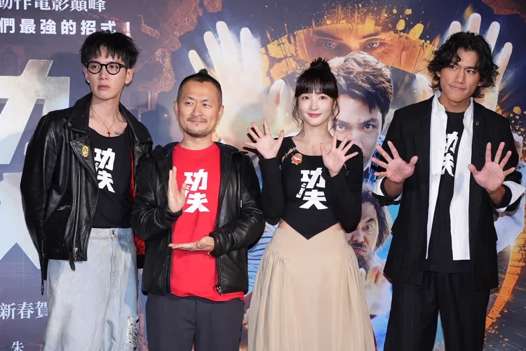 柯震東（左起）、九把刀、王淨和朱軒洋出席《功夫》媒體試片。彭欣偉攝