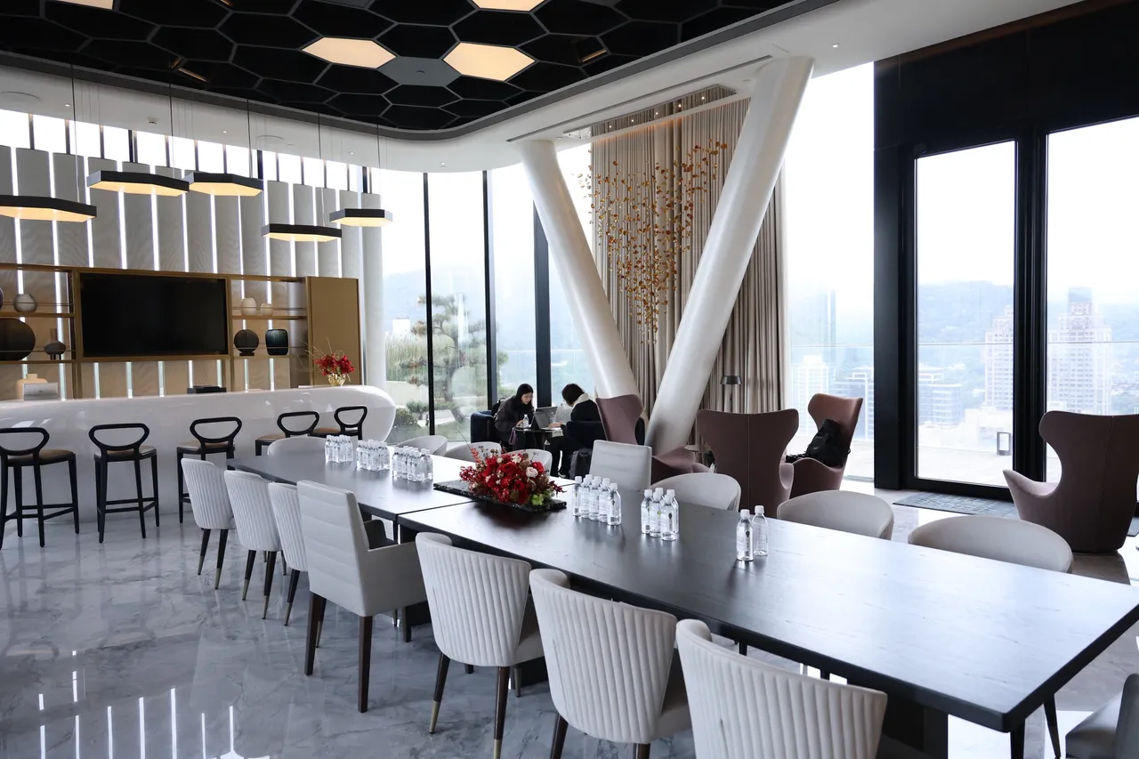 「陶朱隱園」豪奢內裝今首度對外亮相，比五星級飯店還要豪華。莊宗達攝