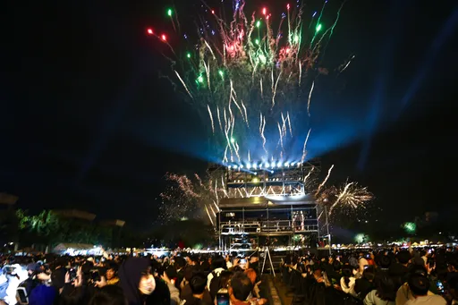 台南跨年｜大势女团STAYC唱压轴　180秒烟火秀炸亮夜空　涌入30万人次破纪录