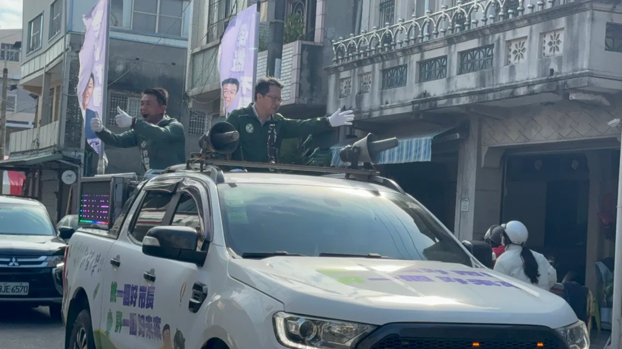 许智杰11日前往大冈山地区展开冲刺行程。翻摄画面