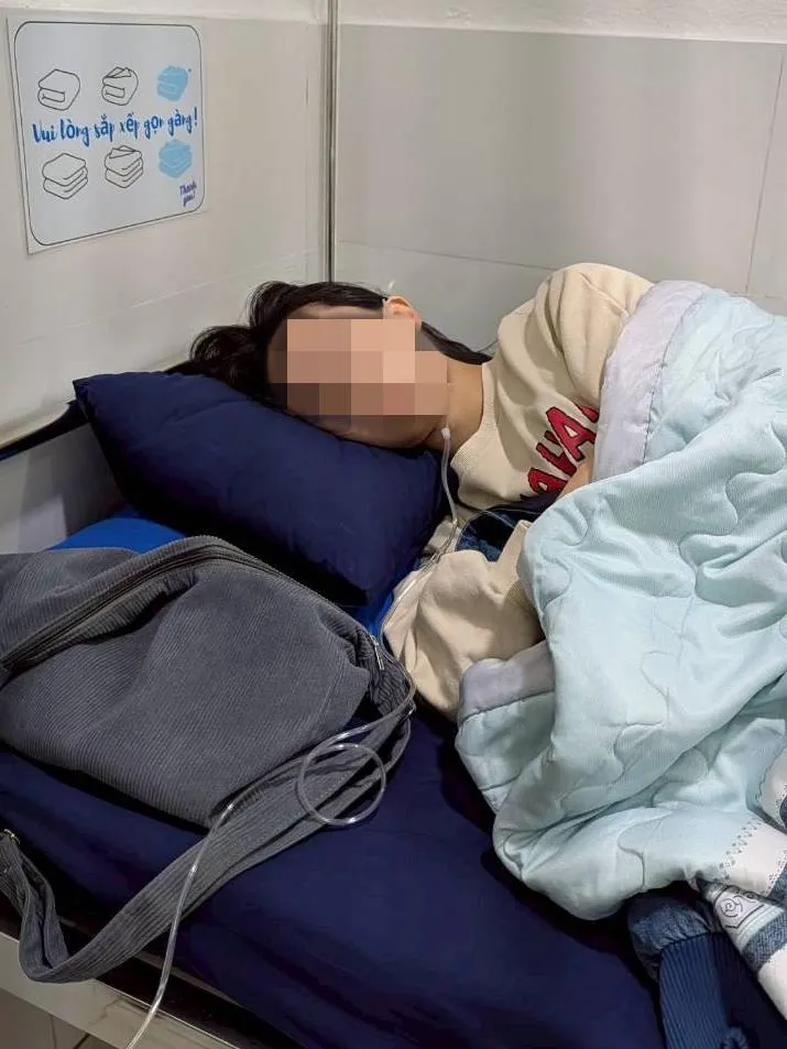 民眾員工旅遊經林軒旅行社安排越南行程，導致多人下吐下瀉等症狀。投訴者提供