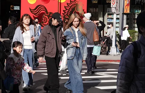 週末回暖別大意　東北季風接力報到愈晚愈冷！北部溫差最大