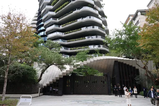 12億超豪宅「陶朱隱園」今首度開箱　5億打造生態庭園5百年羅漢松佇立