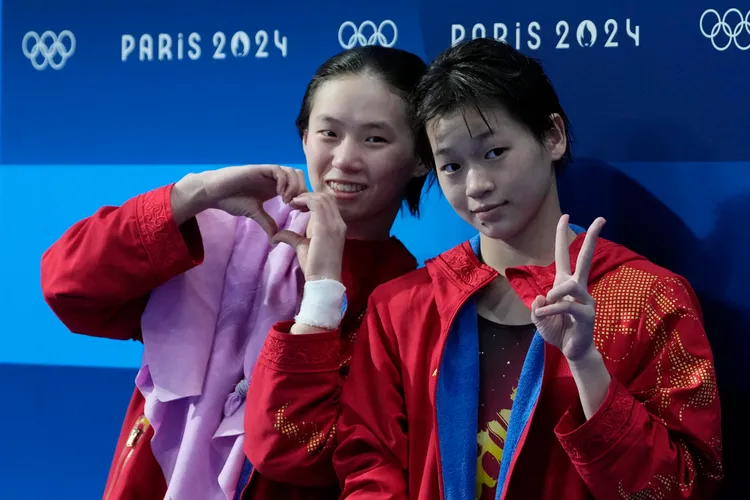 全紅嬋（右）過去是短髮造型。美聯社