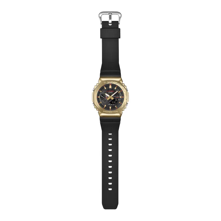 低調的黑金配在奢華中又洋溢節慶感。品牌提供