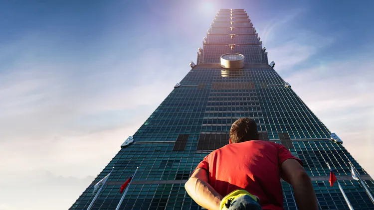 獨家｜霍諾德明徒手攀登101！防護安全怎把關？　賈永婕回應了