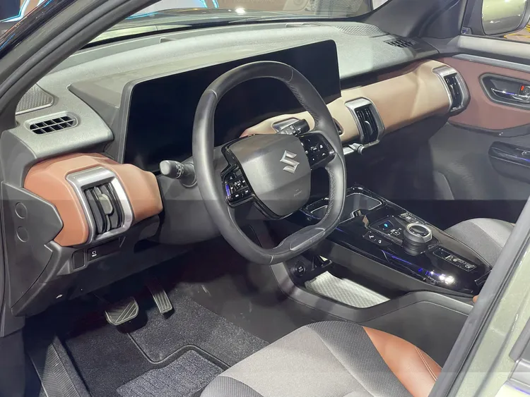 座艙導入整合式顯示系統（IDS），將10.25吋數位儀表與10.1吋觸控螢幕整合於同一視覺平面。林浩昇攝