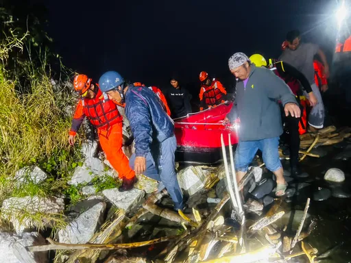 台東金樽漁港膠筏翻覆　45歲船長被救起送醫不治