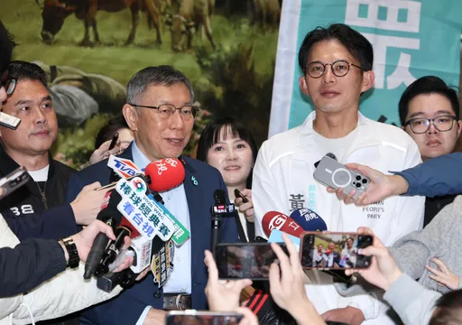 熟悉的柯文哲回來了！嗆國民黨「別高估自己」　她警告：藍白衝突恐提前