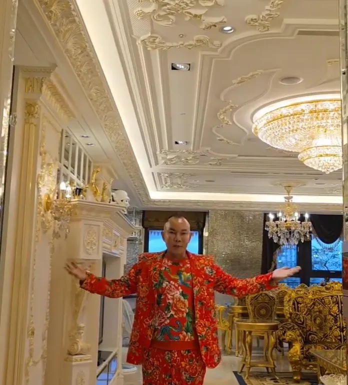 吊车大王胡汉䶮位于西门町的豪宅，一样是金碧辉煌的装潢风格。翻摄启德机械起重工程脸书