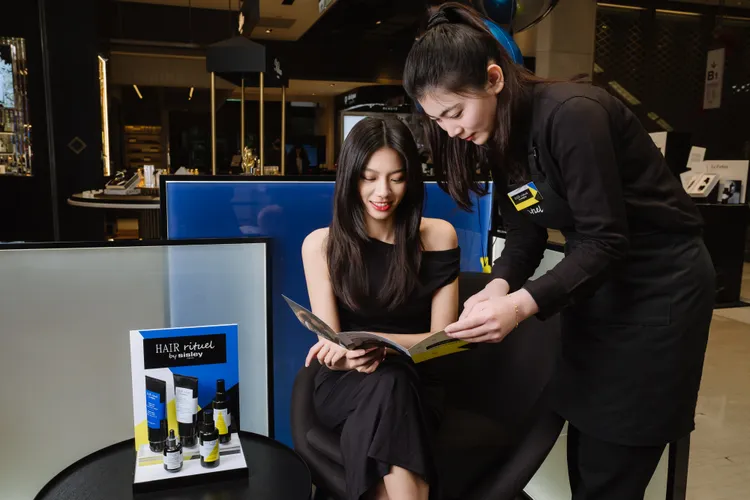 量身養護儀式諮詢區。品牌提供