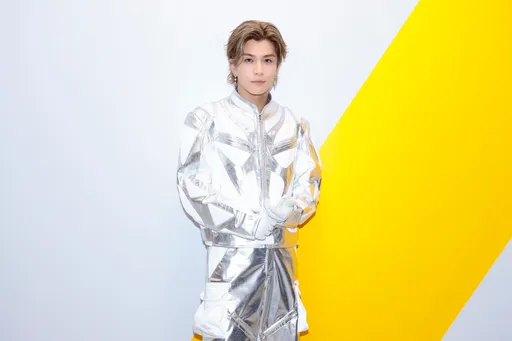 岩田剛典笑納國寶美男頭銜秒摘口罩！不排斥登台拍戲想帶JSB來開唱