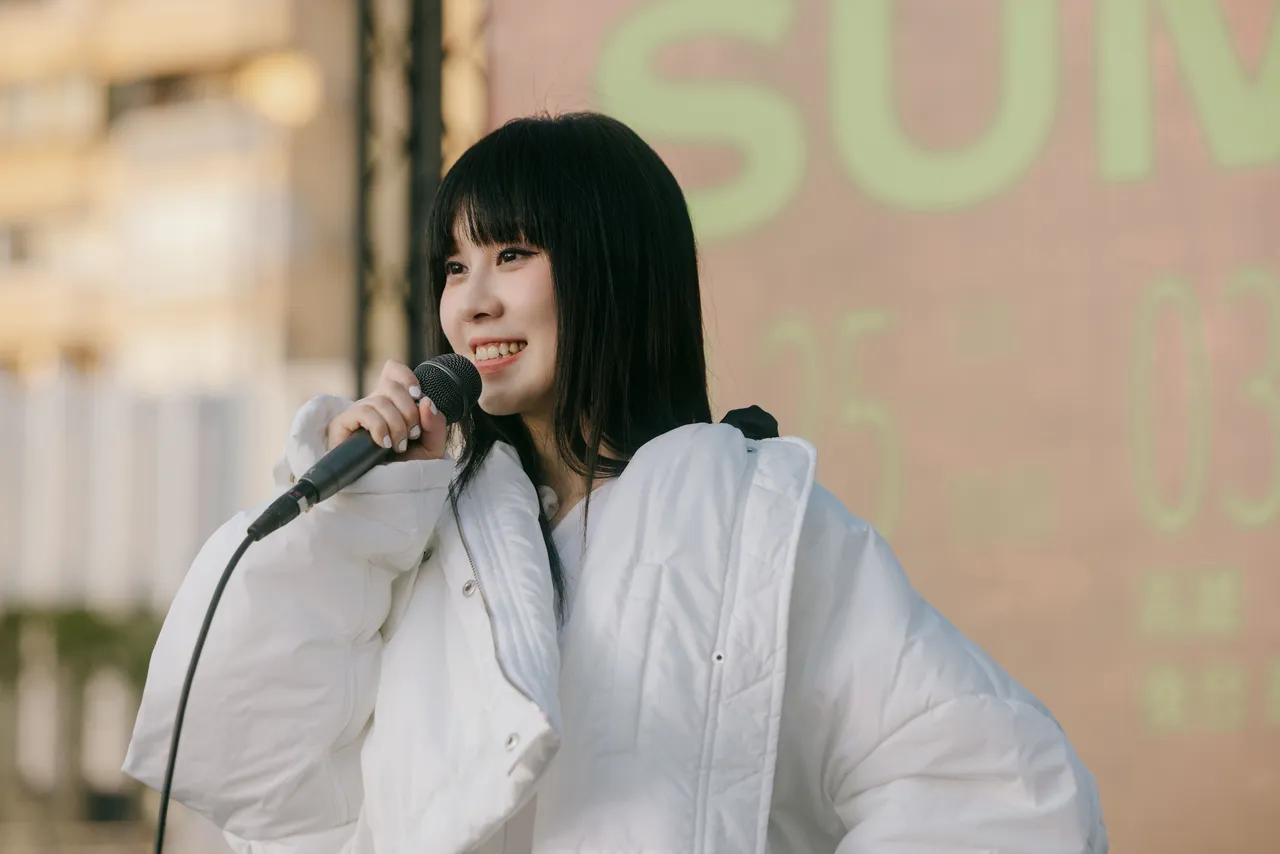 白安新年愿望意涵很深。相信音乐提供