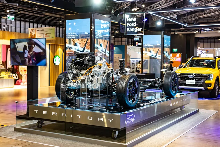 現場還特別規劃展出Territory的1.5T Per4mance Hybrid四電驅渦輪油電架構。業者提供