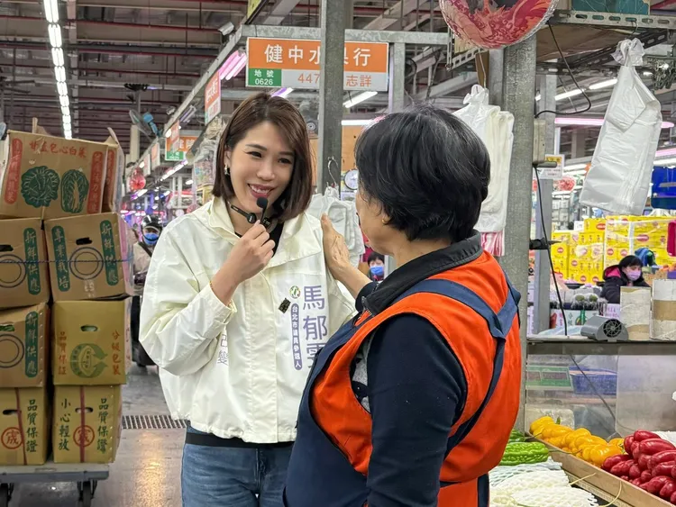 馬郁雯質問陳玉珍是否準備好面對司法調查。翻攝馬郁雯臉書