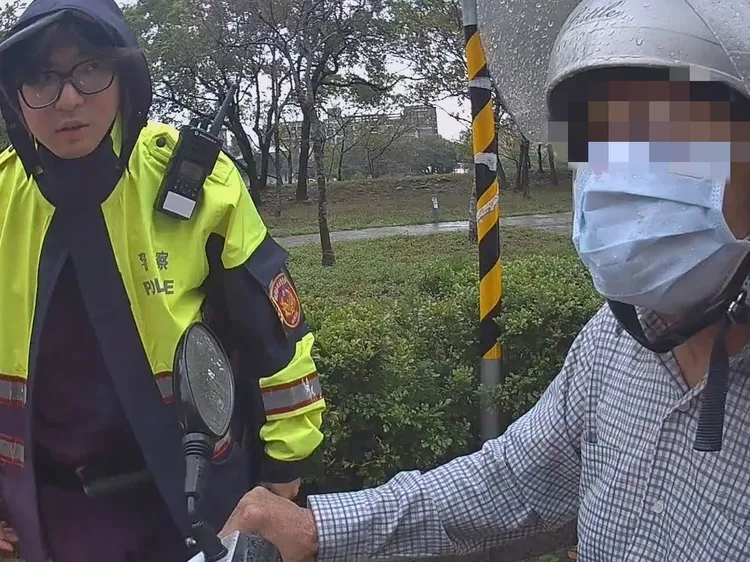 警方尋獲老翁。中壢警分局提供