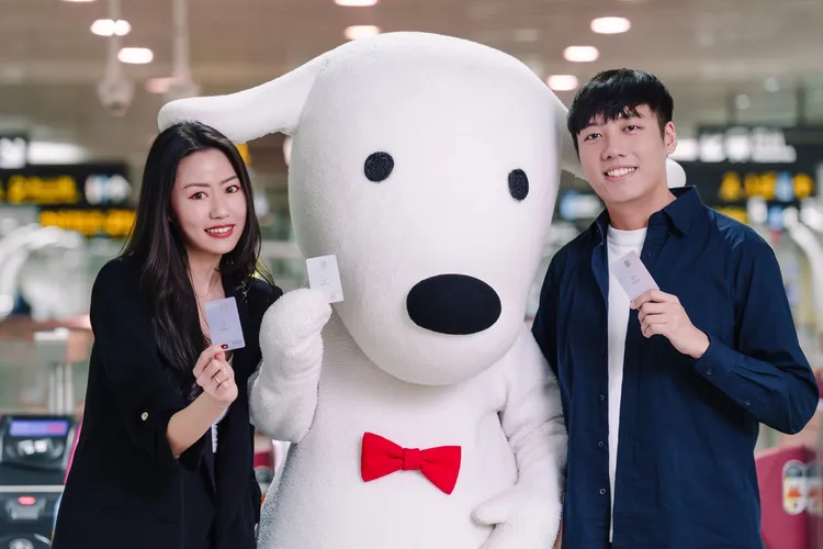 大台北區交通族可使用台新銀行信用卡或綁定國際Pay感應、QR code乘車碼掃碼搭乘捷運。台新銀行提供