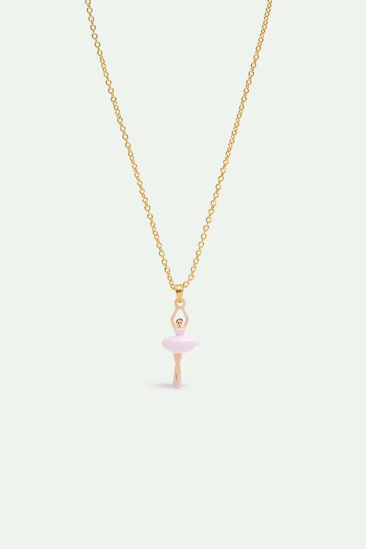 Les Néréides迷你芭蕾柔膚粉項鍊，3900元。品牌提供