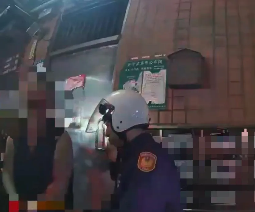 警方到場逮捕林男。翻攝畫面