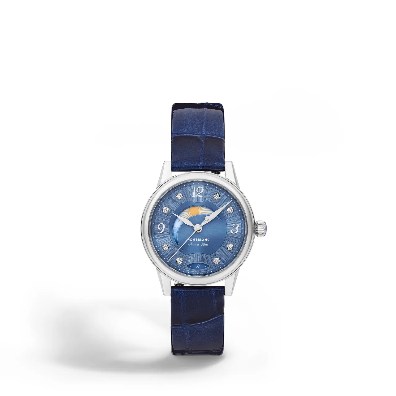 萬寶龍寶曦系列晝夜顯示腕錶，30mm，拋光處理精鋼錶殼，藍色錶盤，藍色鱷魚皮紋小牛皮錶帶/精鋼錶鍊，MB 24.20自動上鍊機芯，動力儲存42小時，防水深度30米。品牌提供
