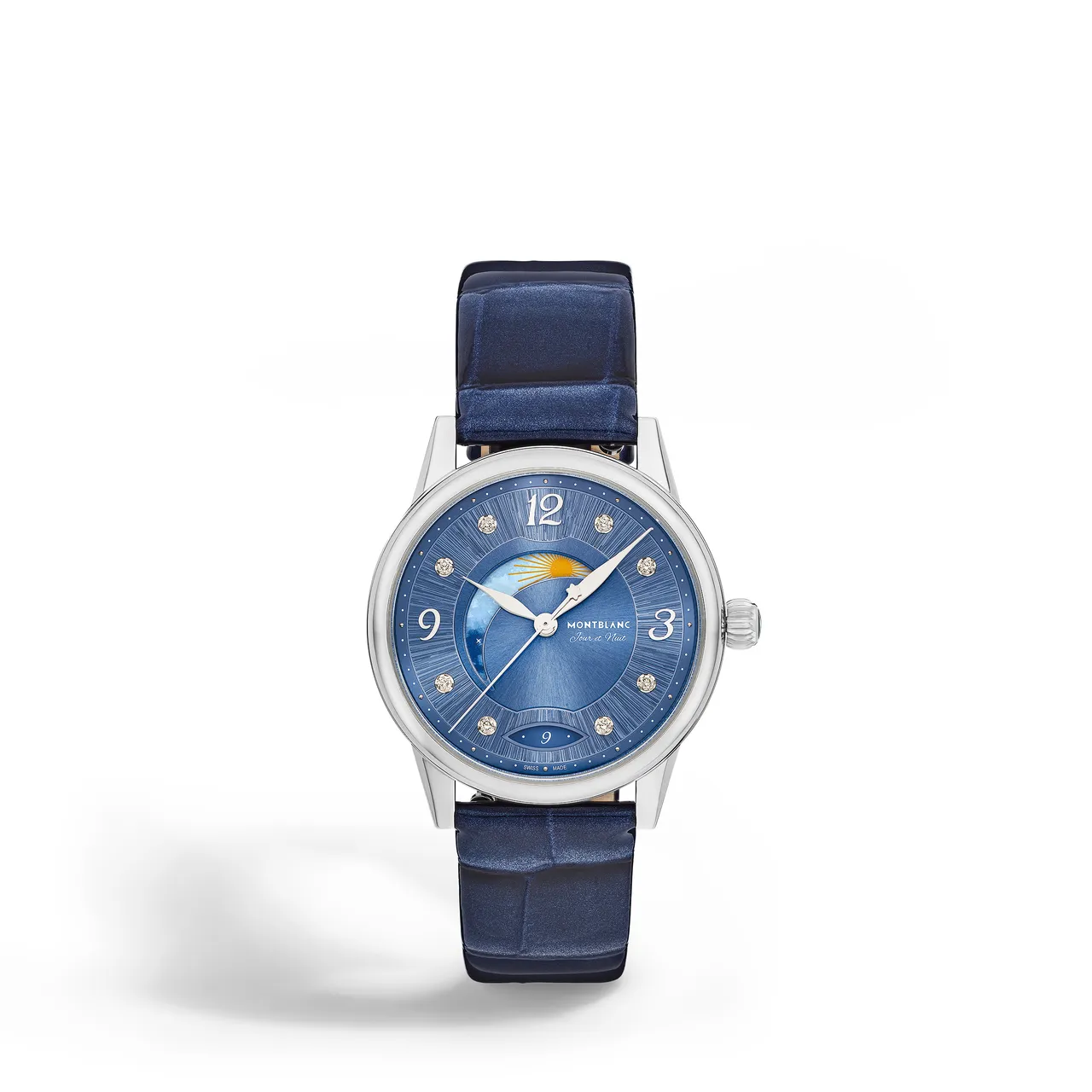 萬寶龍寶曦系列晝夜顯示腕錶，34mm，拋光處理精鋼錶殼，藍色錶盤，藍色鱷魚皮紋小牛皮錶帶/精鋼錶鍊，MB 24.20自動上鍊機芯，動力儲存42小時，防水深度30米。品牌提供