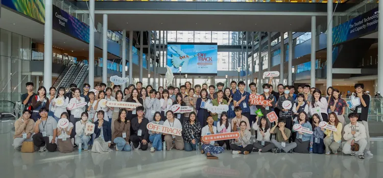 初審入圍團隊參訪台積公司全球研發中心。台積電提供