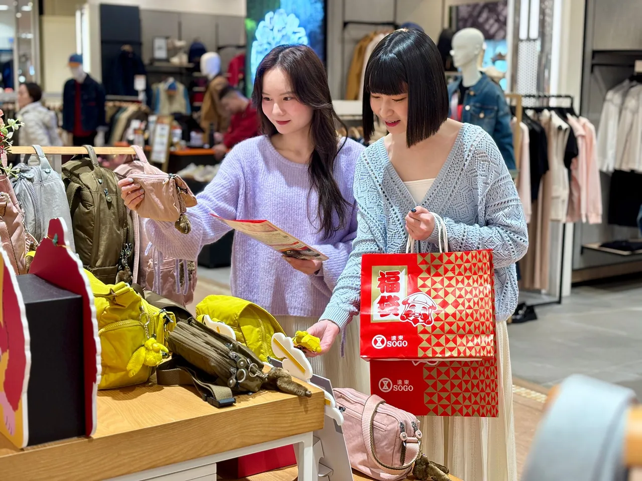 馬年福袋5大百貨一次看　逾84萬汽車、商務艙機票開搶