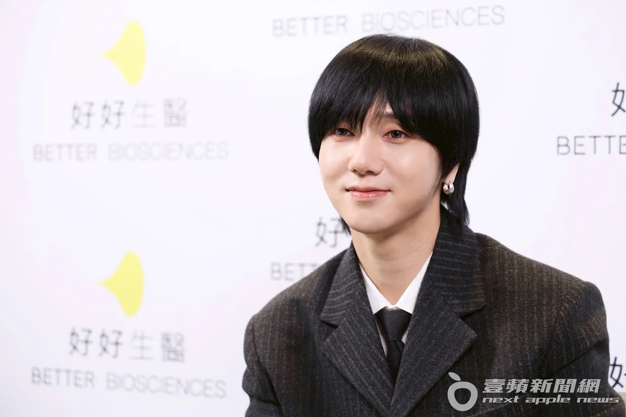 藝聲去到海外巡演不只逛咖啡廳，也喜歡漫步街頭。莊宗達攝