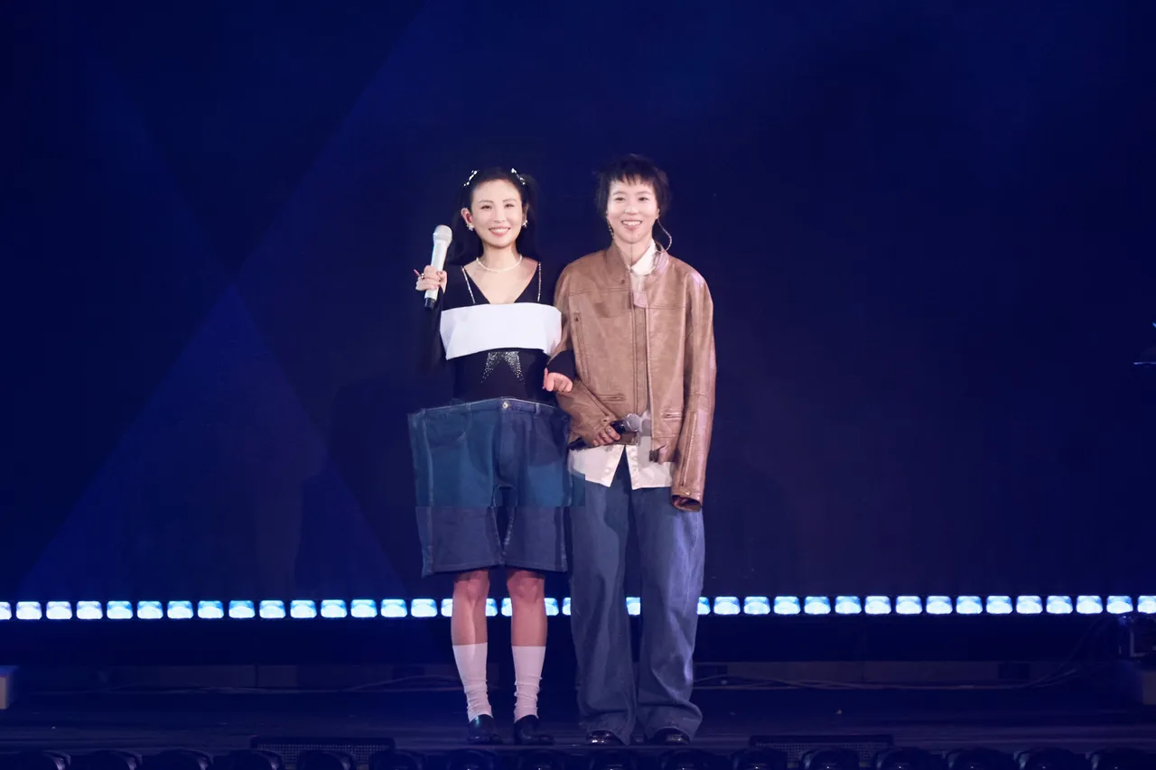 魏如萱（左）透露前夫為竇靖童來看自己演唱會。好多音樂提供