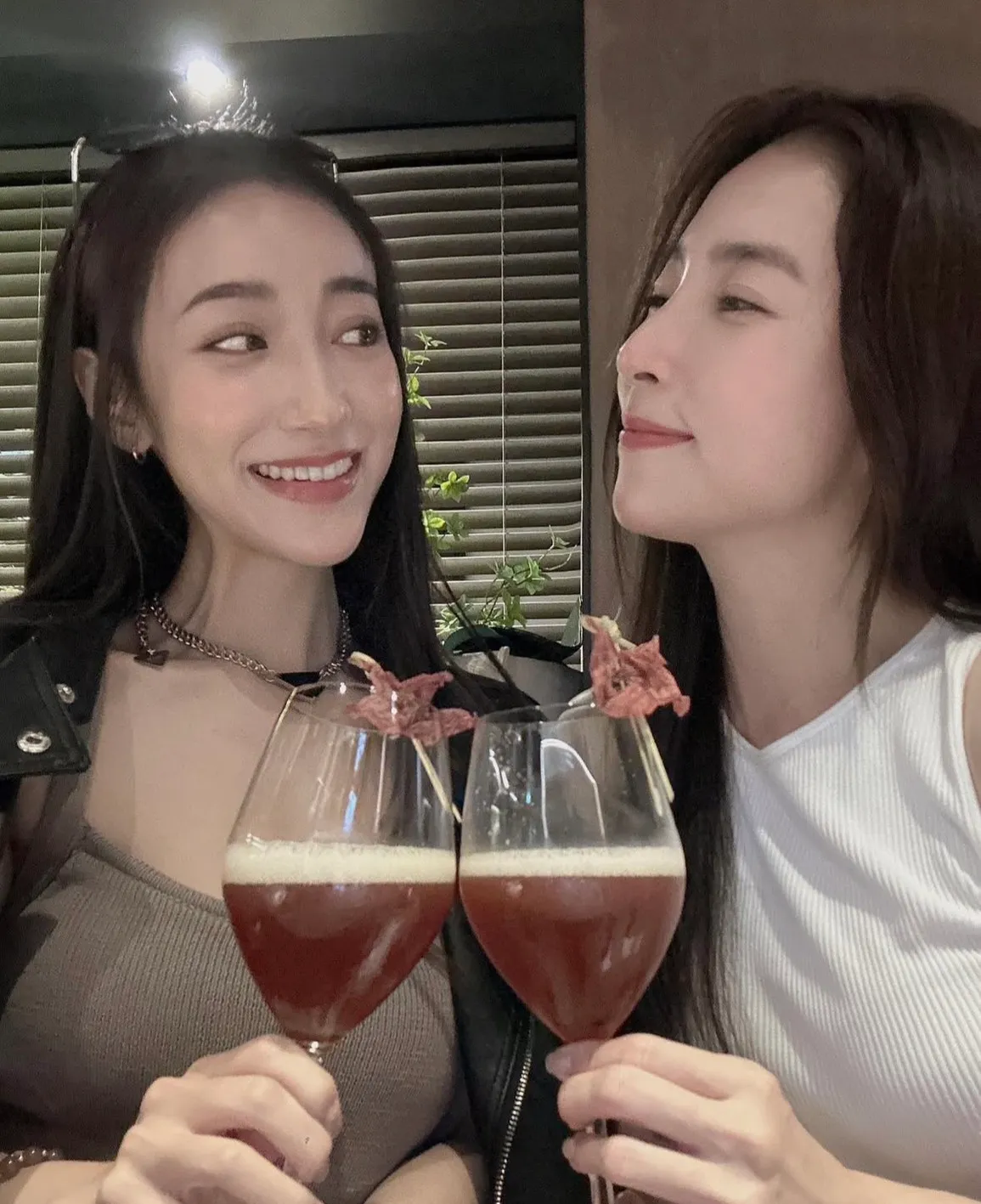 張家瑋（右）和夏宇禾是好閨蜜。翻攝自夏宇禾IG