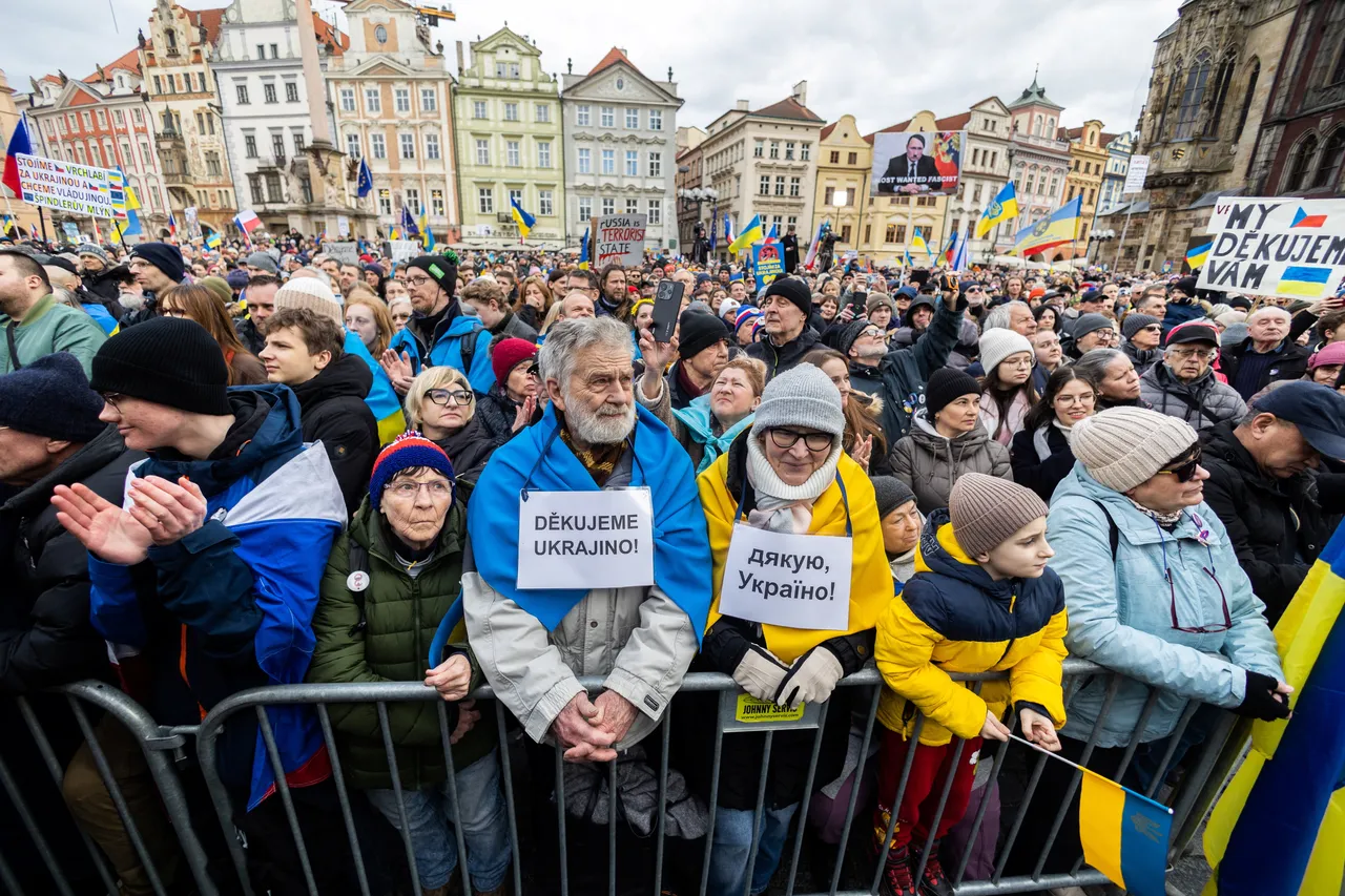 捷克民眾力挺烏克蘭。路透社