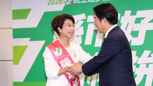 謝龍介爆綠議員要陳亭妃簽3協議「幕後秘辛」　陳：抹黑造謠