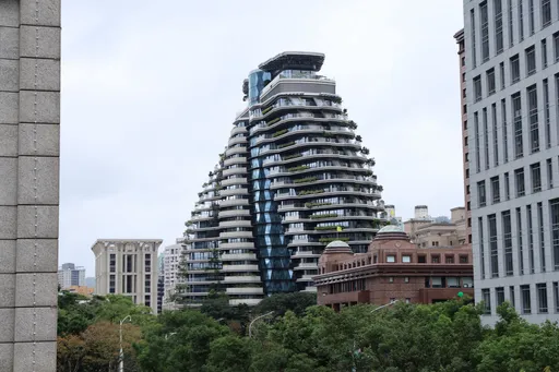 陶朱隱園旋轉怎麼住？車怎麼開進電梯？ 她開箱解答了