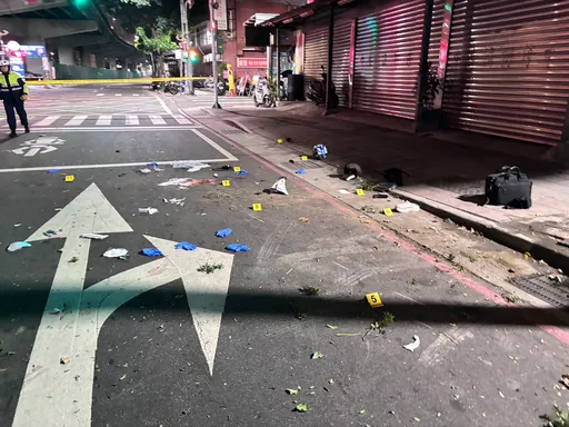 三重河堤深夜重大車禍　女騎士不明原因衝撞1死2傷