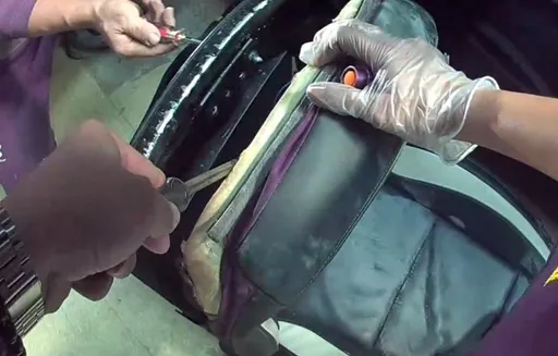 販毒集團「24小時外送」　改裝轎車座墊擋查緝　雄警逮7人送辦