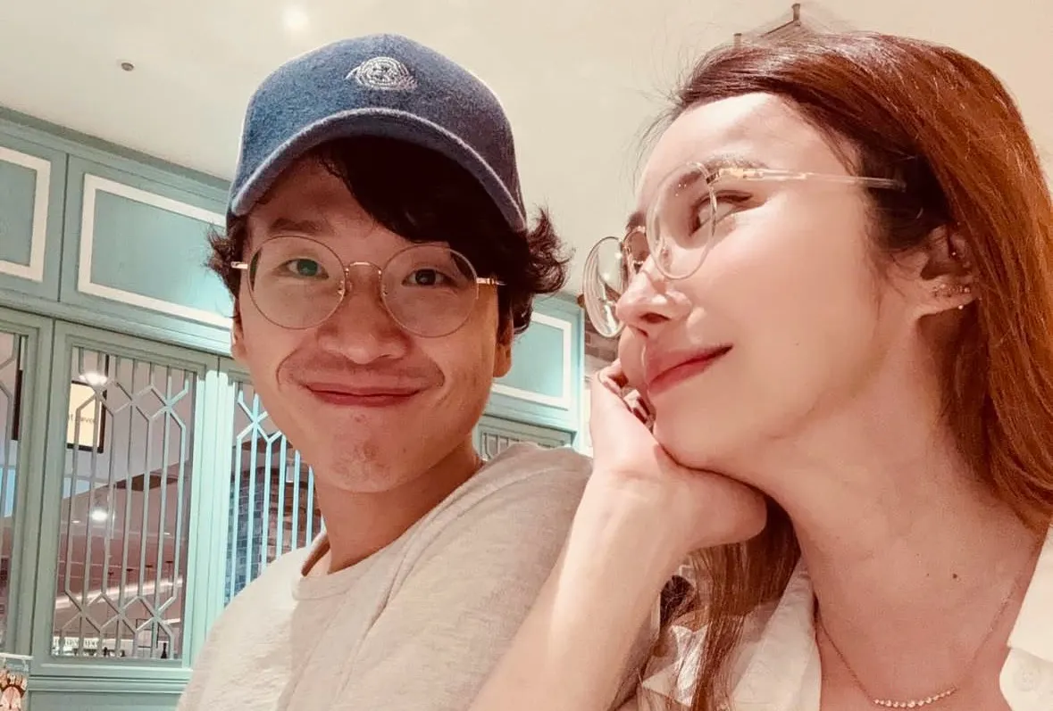 蘇德揚與Rena原訂今年完婚，婚事被迫停擺。翻攝hoppychamp Threads