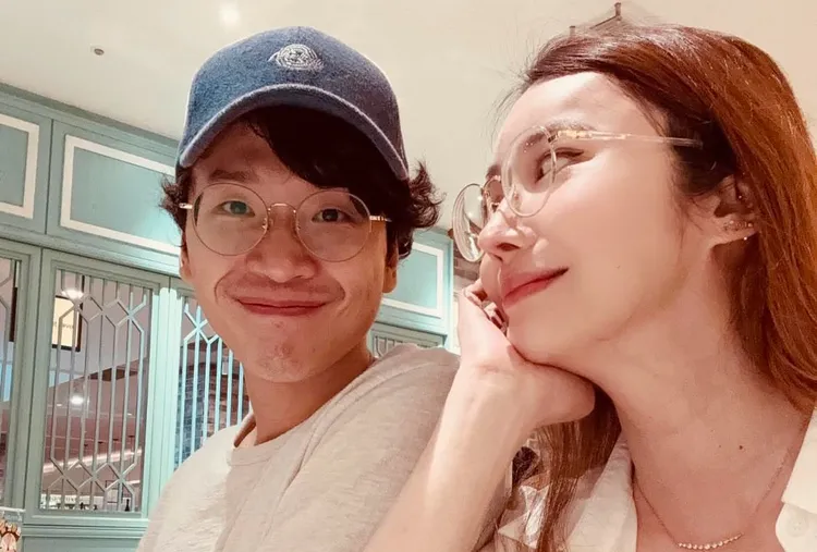 蘇德揚與Rena原訂今年完婚，婚事被迫停擺。翻攝hoppychamp Threads