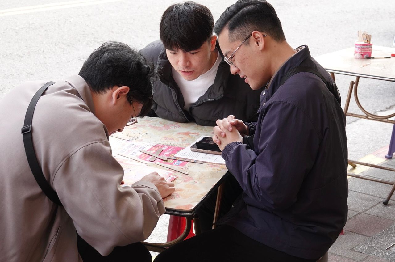 拜完關公挑「這尾數」 鹿港男刮中100萬直呼顯靈