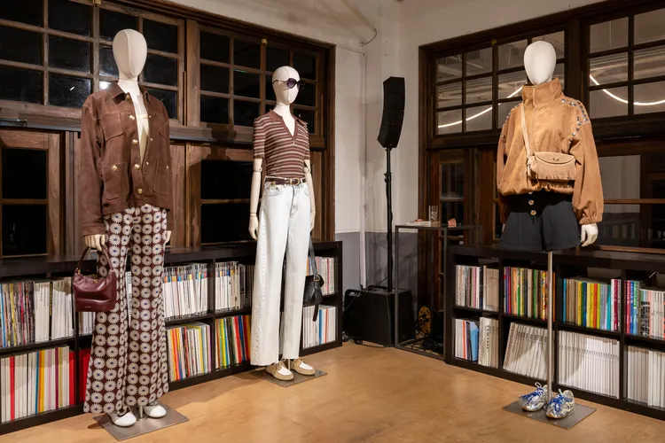 SANDRO舉行春夏新品發布會。品牌提供