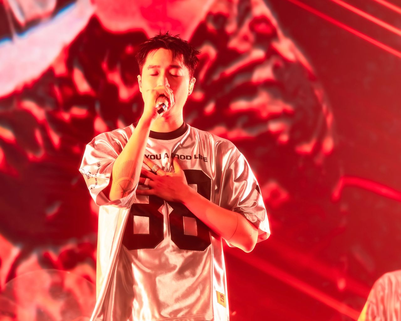 糗了!周湯豪誤把歌迷姊姊當媽媽 自嘲「腦霧還沒好」求原諒