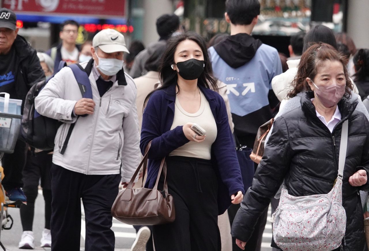 記得戴口罩!空氣品質連2天不佳 25日鋒面到才好轉